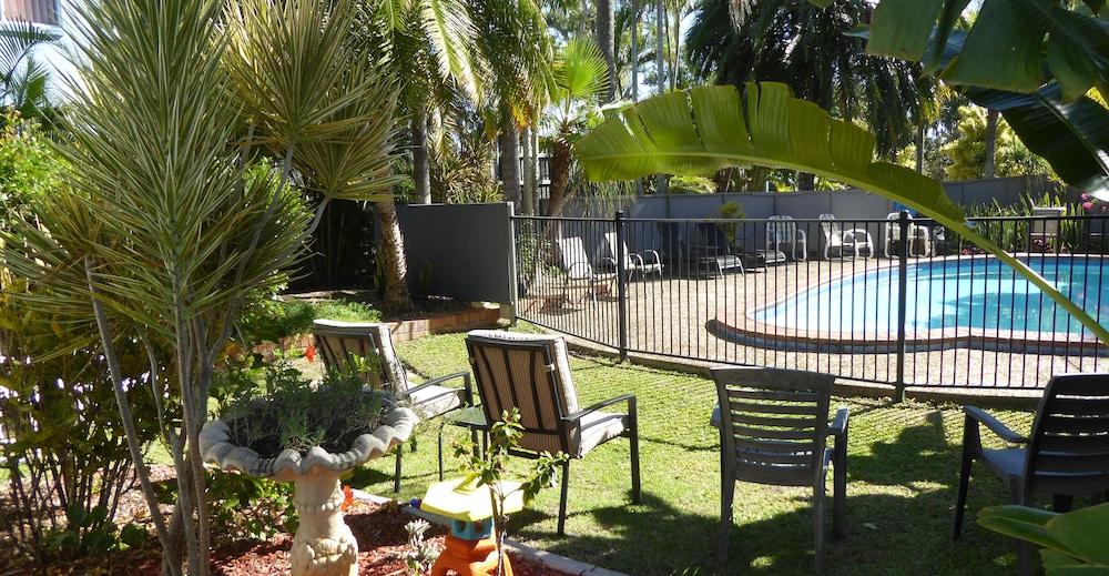 Tower Court Motel - Adults Only Haven Hervey Bay Exterior foto